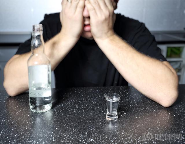 总喝酒喝“断片”，对身体有坏处吗？看了解释，心里凉半截