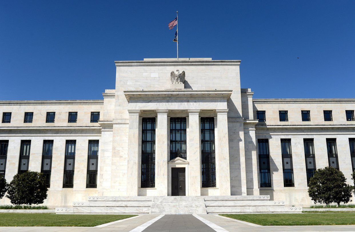 美联储宣布议息结果暗示将有条件减少购买国债