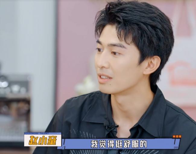 给中国女明星当老公，这个加拿大男人红了